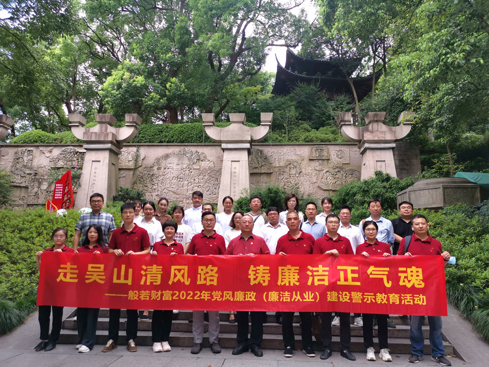 1668678966138957GD8f.jpg 4d2f105daca34b179f9da04b9c8ad961.jpg